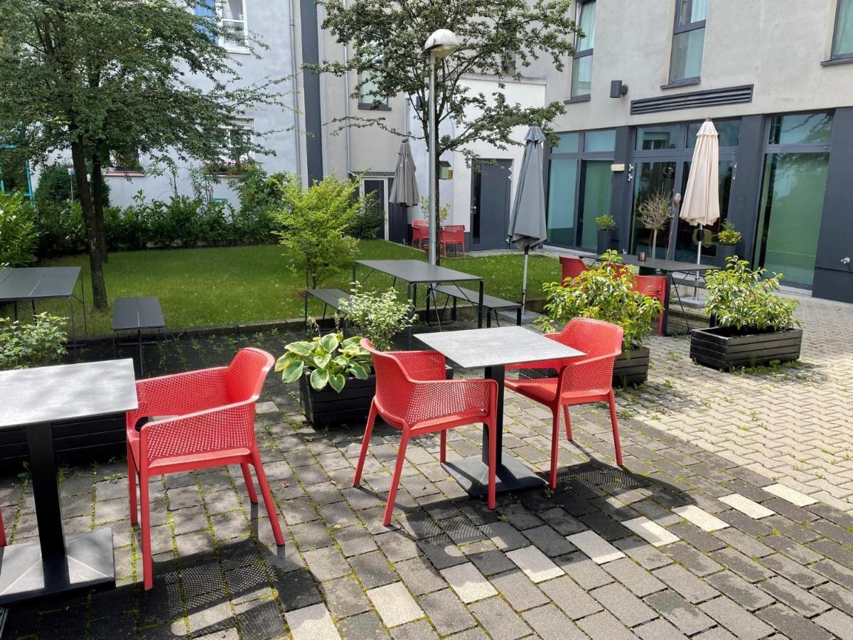 Ibis Muenchen City Sued Exterior photo