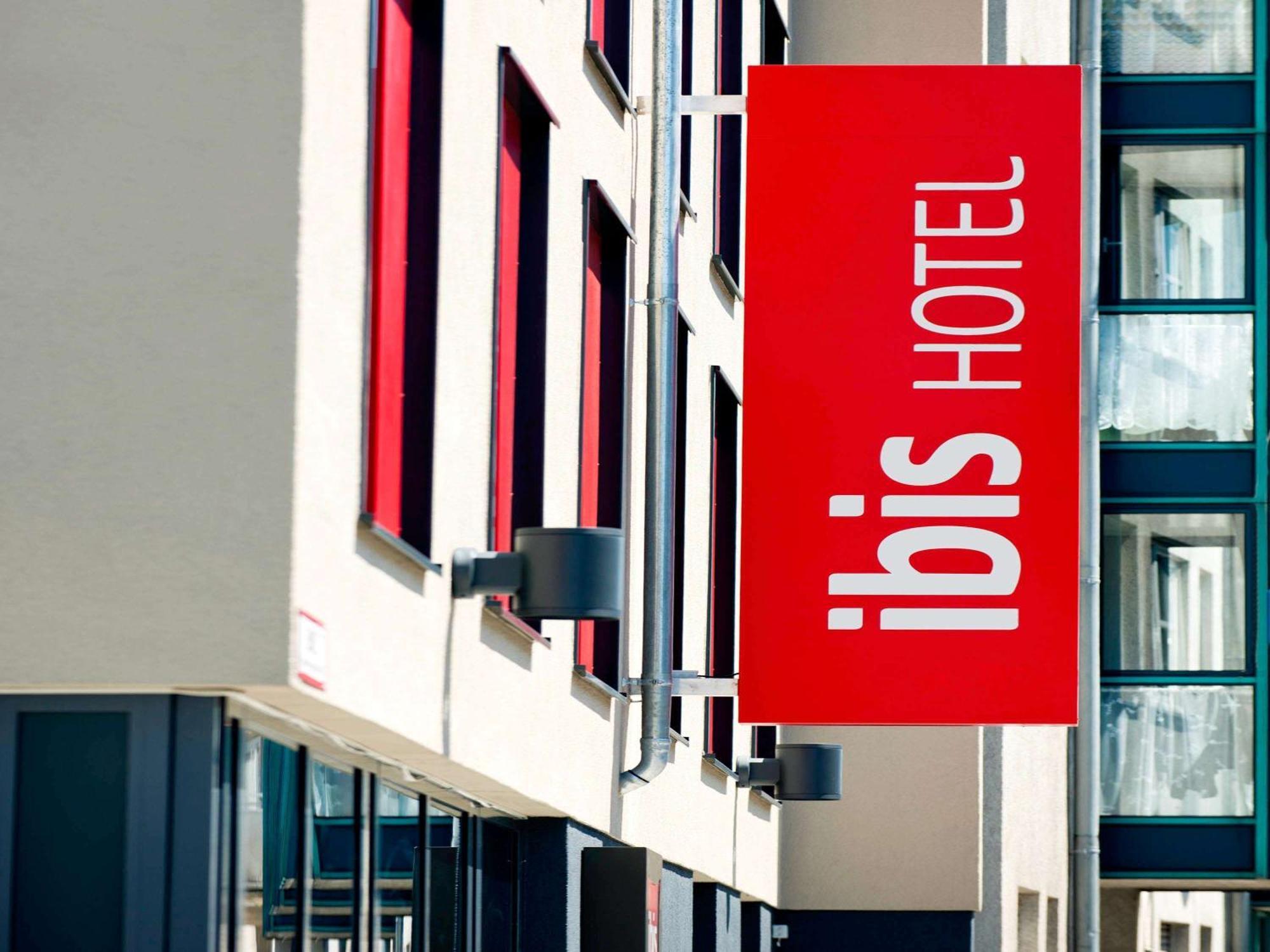 Ibis Muenchen City Sued Exterior photo